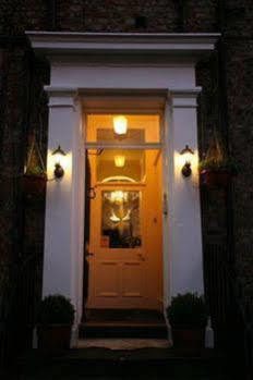 Blossoms York Guesthouse Εξωτερικό φωτογραφία